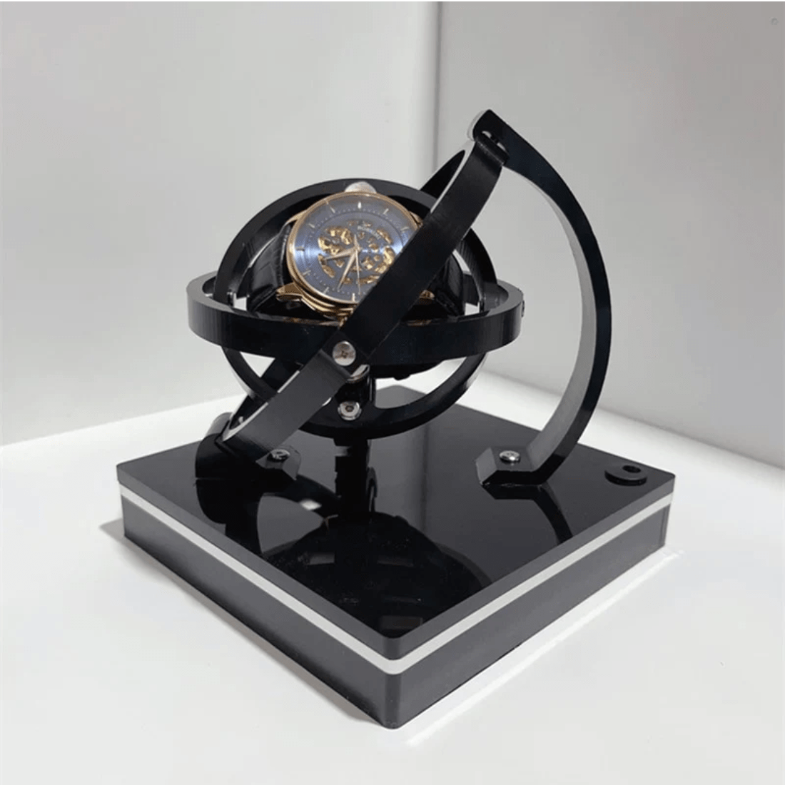 Amtn Club | Remontoir Automatique pour Montre – Horion