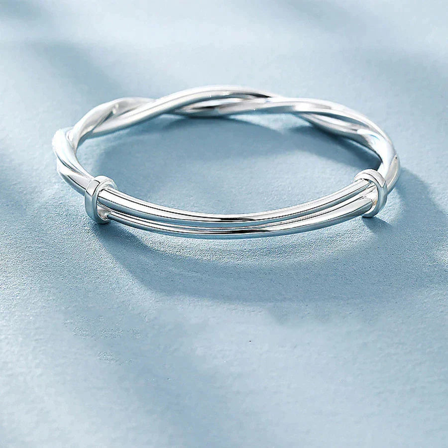 Amtn Club | Joli Bracelet en Argent au Design Déroutant et Élégant