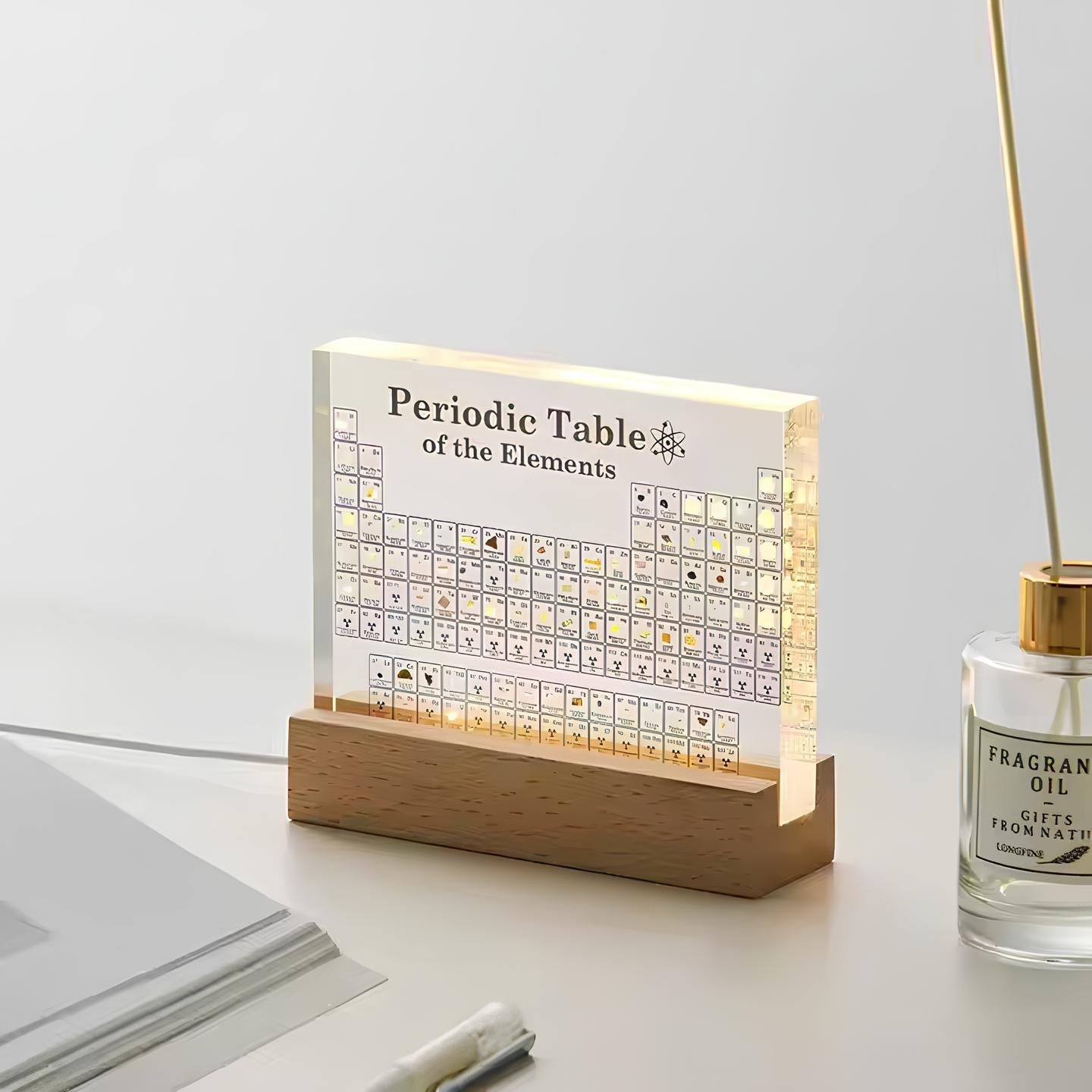 Amtn Club | Tableau Périodique Lumineux avec Éléments Réels – Elementa