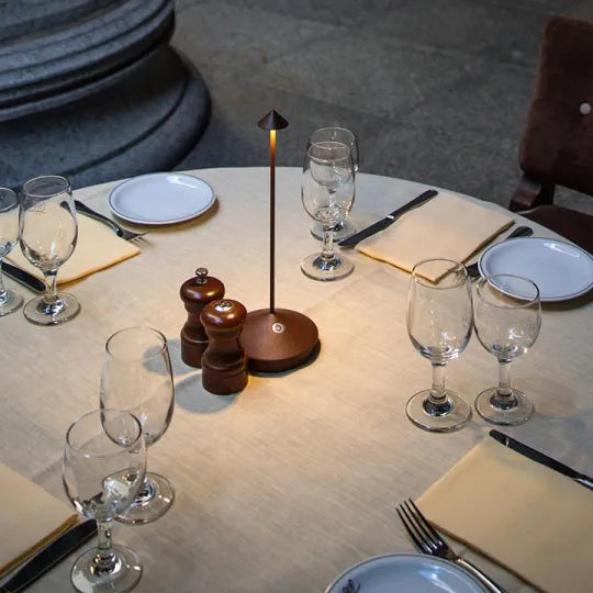 Amtn Club | Lampe de Table LED Sans Fil Flexible & Durable