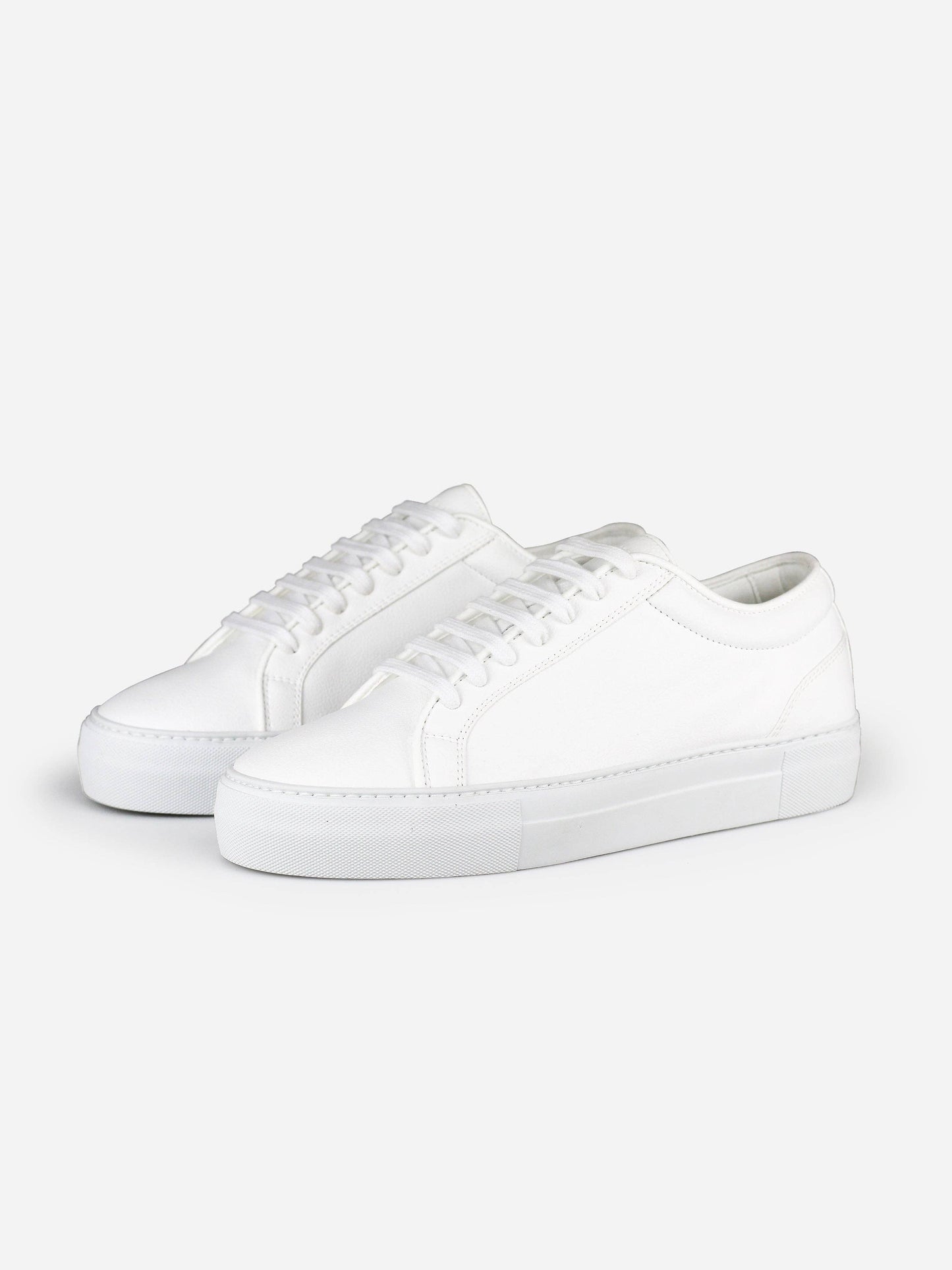 Baskets blanches classiques Amtnclub Grape Essential