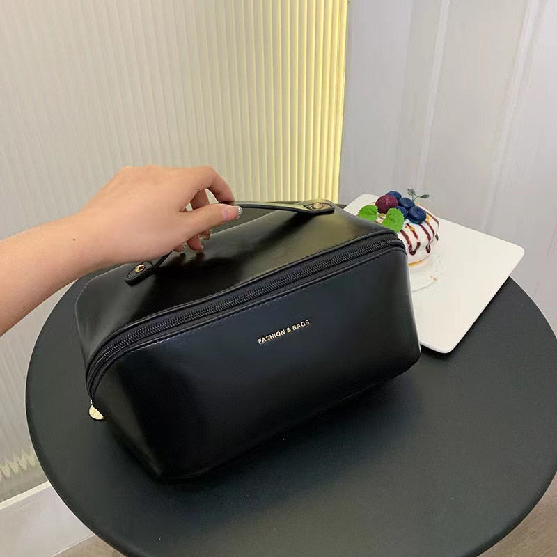 Amtn Club | Beauty Case Deluxe Grande Capacité – Travel Organizer