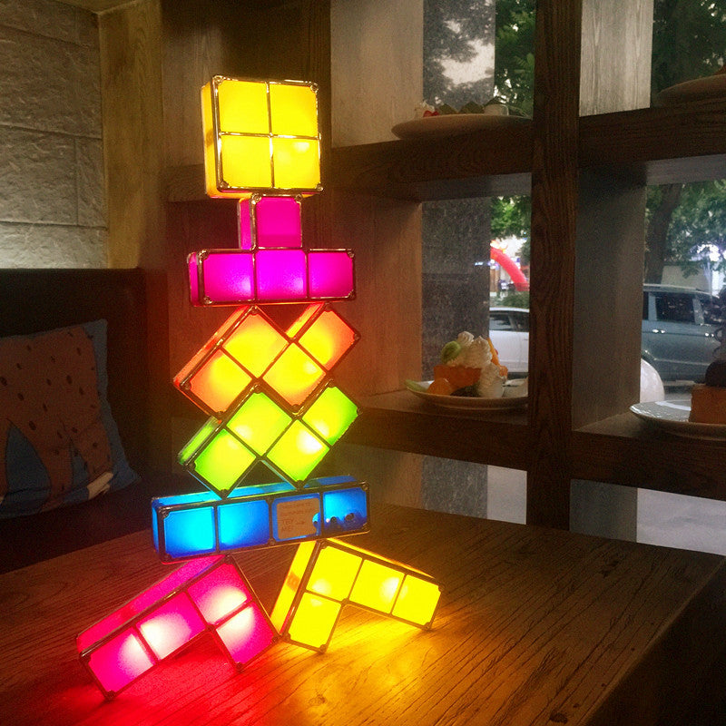 Amtn Club | Lampe Tetris Modulaire Créative – LumiBlocks