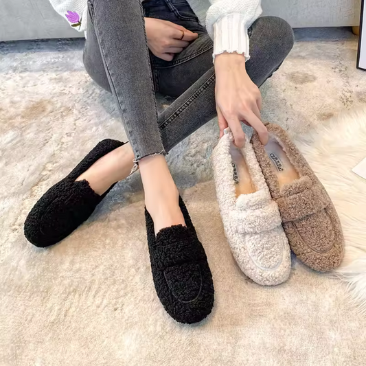 Amtn Club | Chaussons Ultra-Doux Confort Nuage – CozyStep