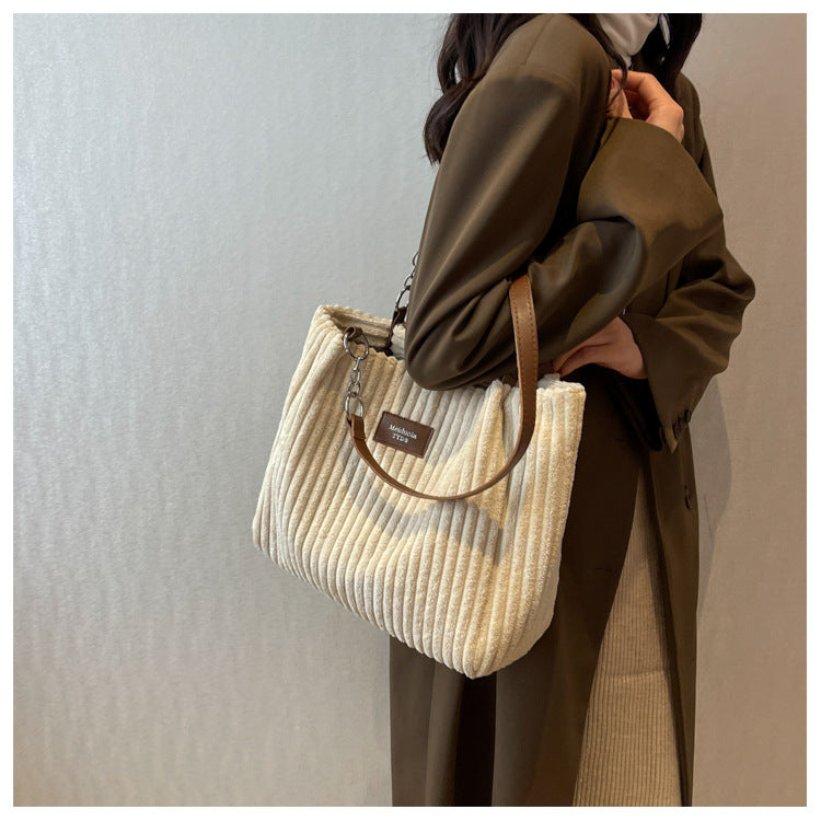 Amtn Club | Sac à Bandoulière en Velours Côtelé – Amelia