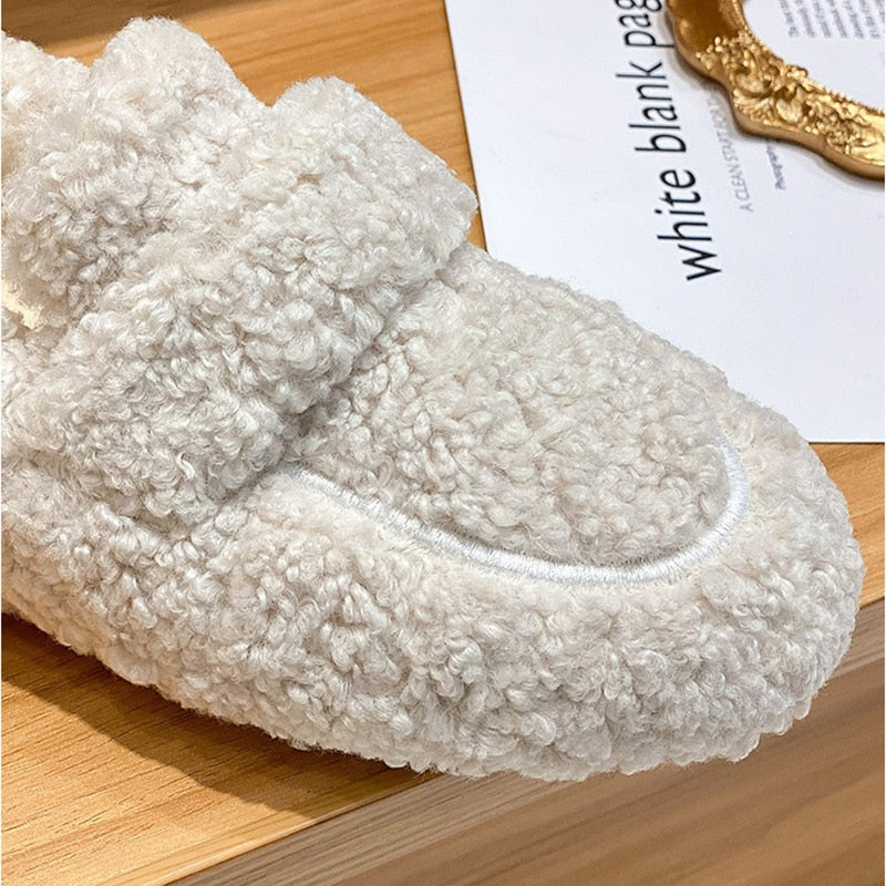 Amtn Club | Chaussons Ultra-Doux Confort Nuage – CozyStep