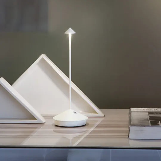Amtn Club | Lampe de Table LED Sans Fil Flexible & Durable