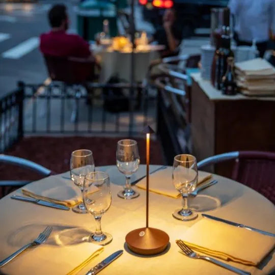 Amtn Club | Lampe de Table LED Sans Fil Flexible & Durable