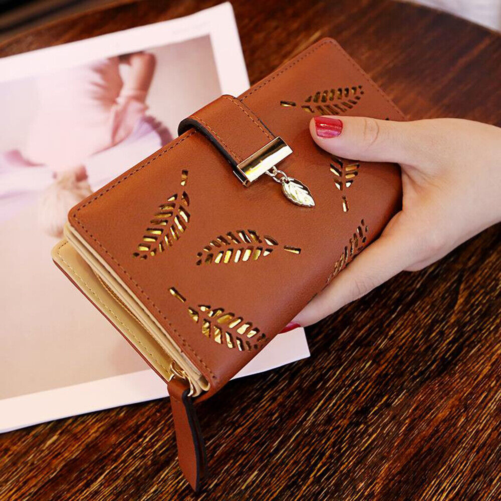 Amtn Club | Portefeuille en cuir à feuilles dorées élégant design raffiné luxe moderne