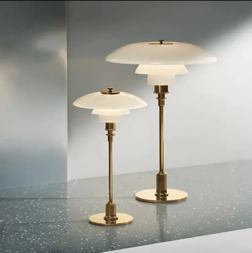 Amtn Club | Lampe Décorative en Verre AuroraGlow Élégante et Moderne