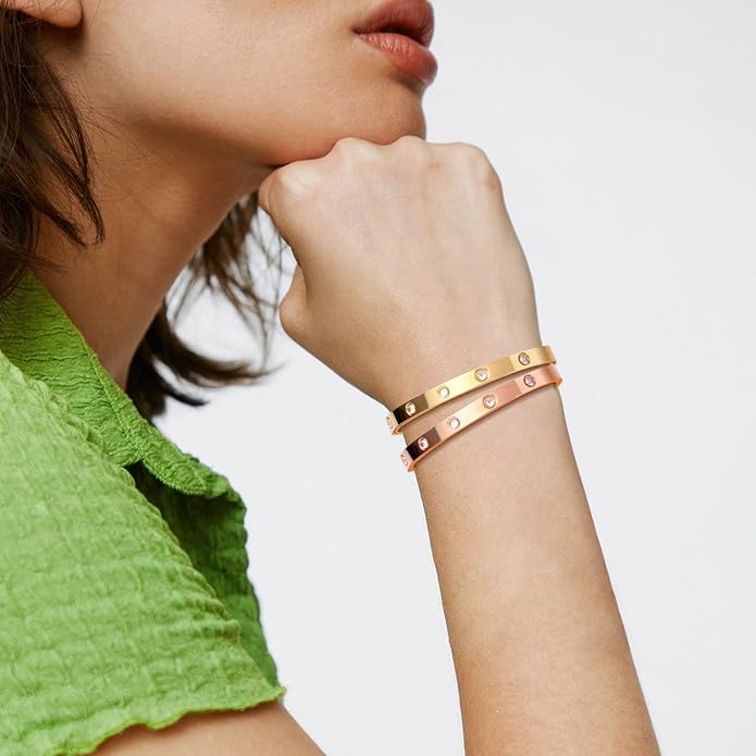 Amtn Club | Bracelet Doré Élégant au Style Intemporel