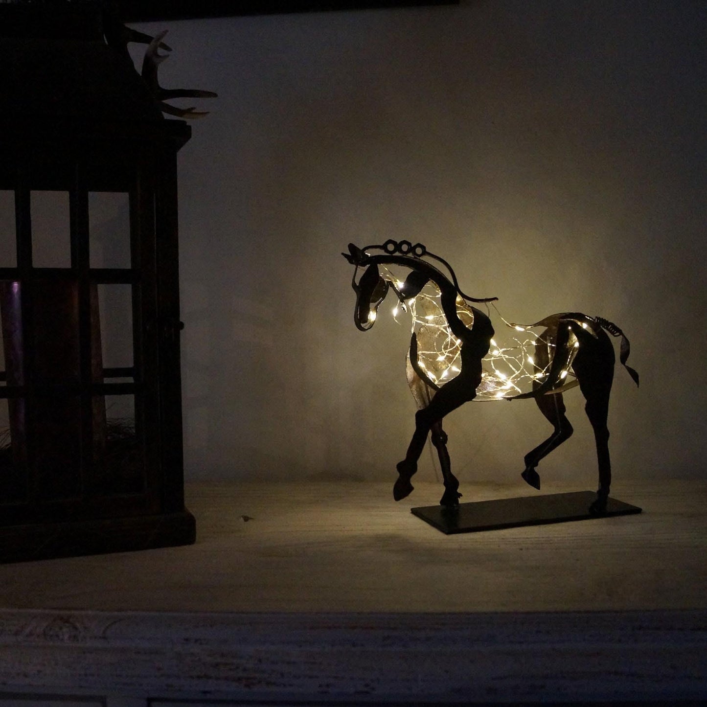 Amtn Club | Statue de Cheval Artisanale Décorative – Ferro