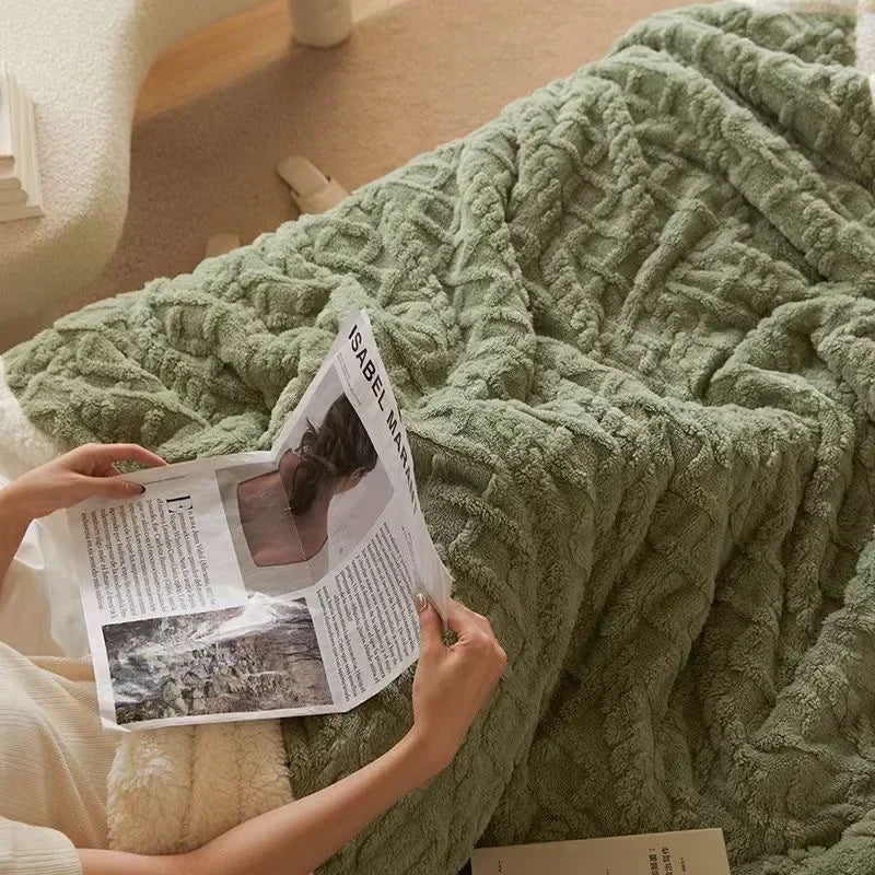 Amtn Club | Couverture Hiver Épaisse en Laine d’Agneau – WarmWool
