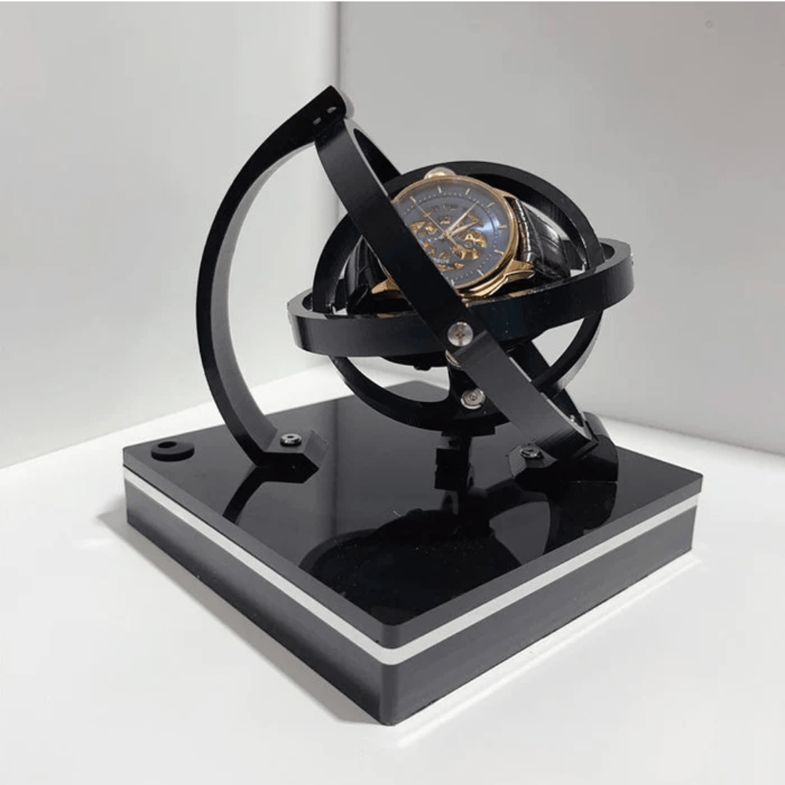 Amtn Club | Remontoir Automatique pour Montre – Horion