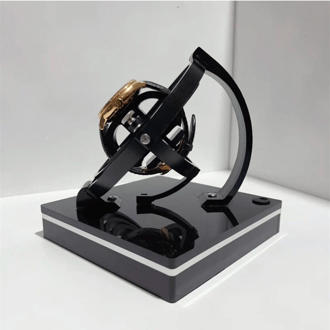 Amtn Club | Remontoir Automatique pour Montre – Horion