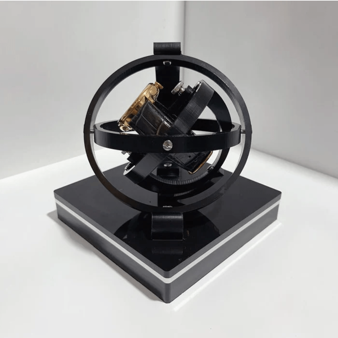 Amtn Club | Remontoir Automatique pour Montre – Horion
